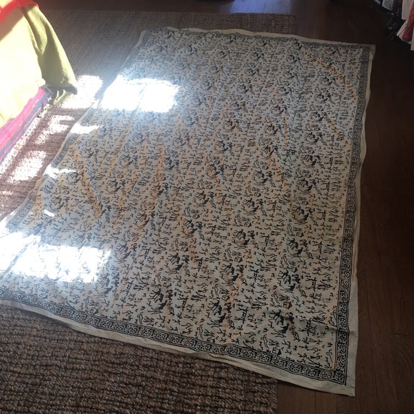 💔sold on Depop❣️Large cotton tapestry - Picture 4 of 4